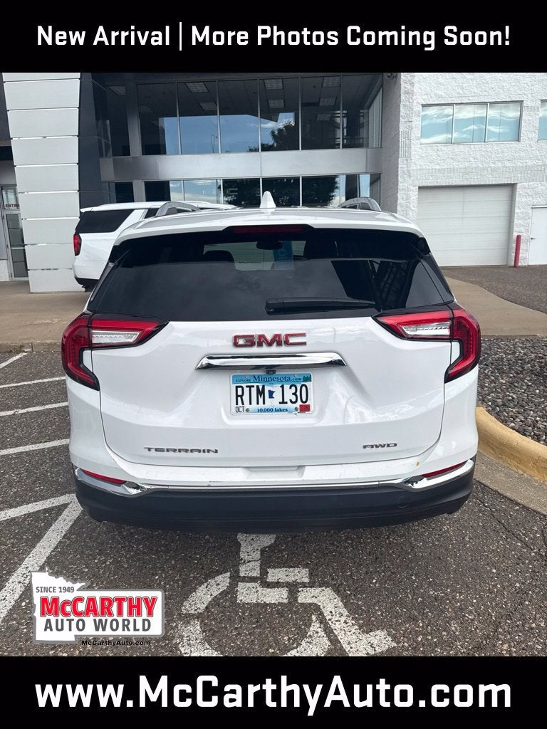 2024 GMC Terrain SLT