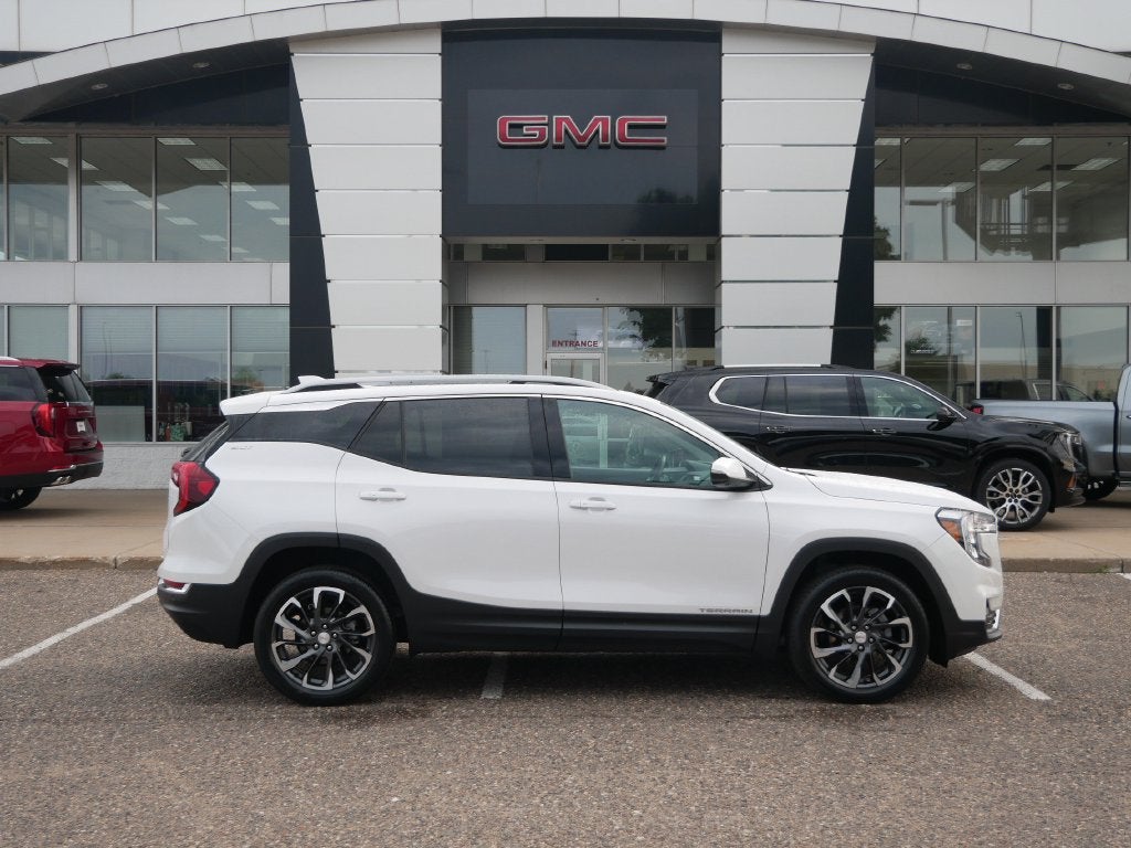 2023 GMC Terrain SLT