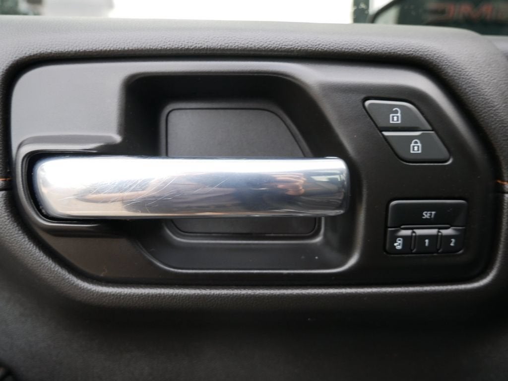 2022 GMC Sierra 1500 Limited AT4