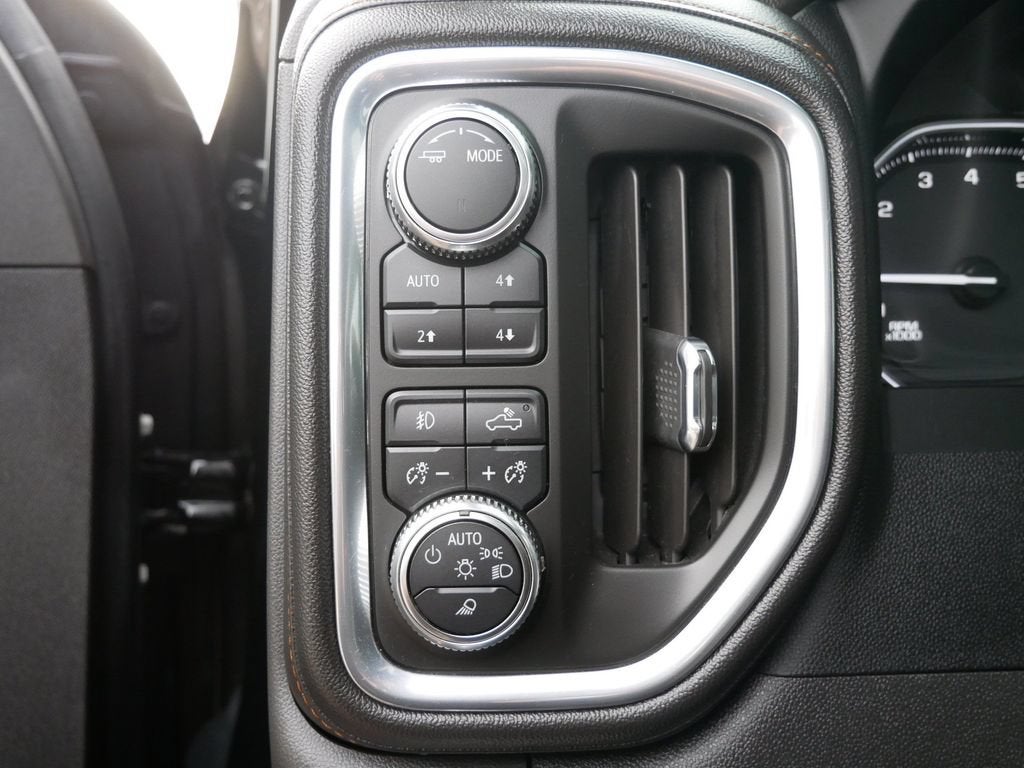 2022 GMC Sierra 1500 Limited AT4