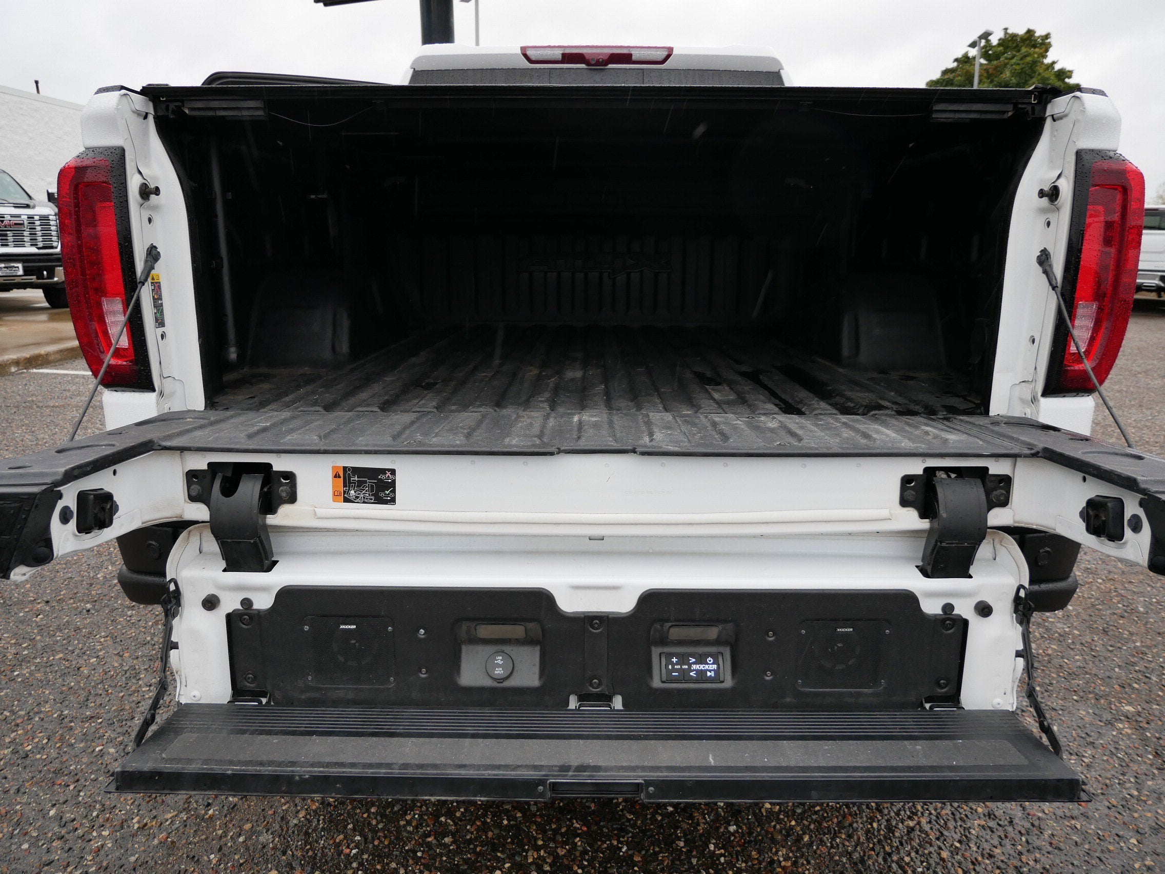 2023 GMC Sierra 1500 AT4X