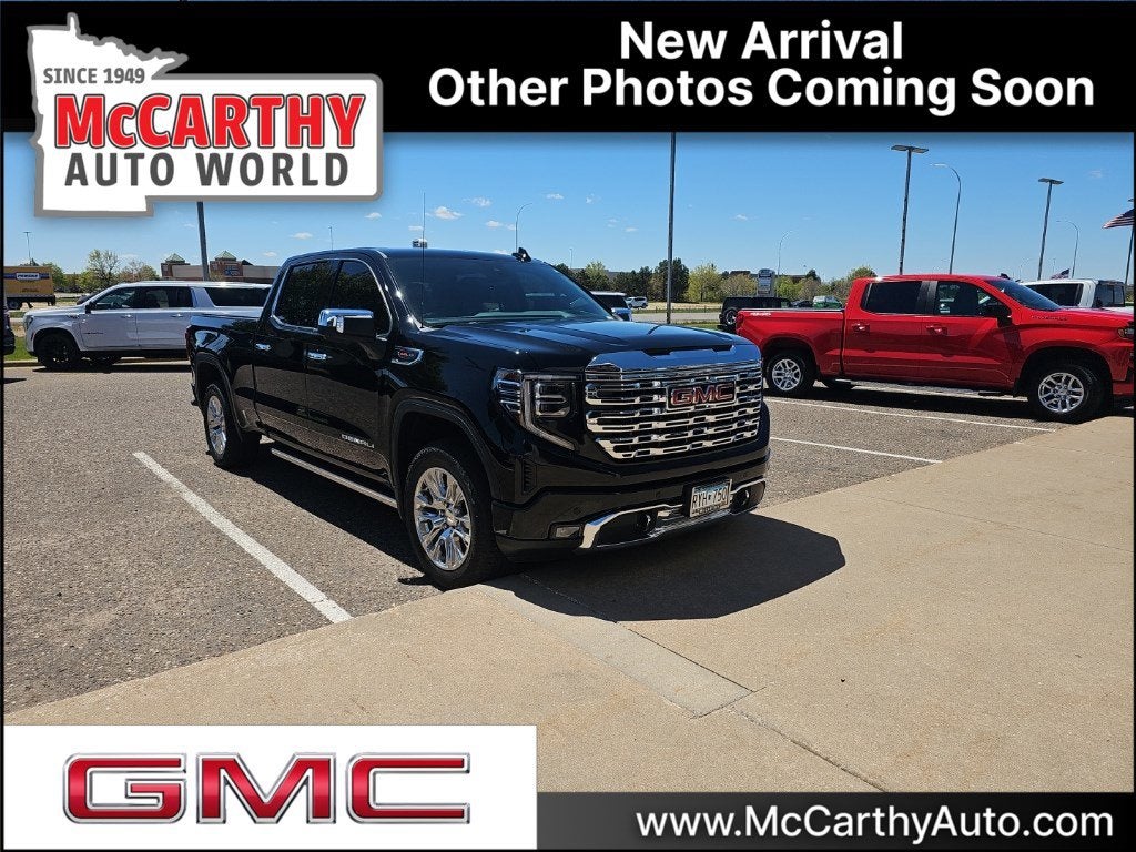 2025 GMC Sierra 4WD Crew Cab Short Box Denali's photo