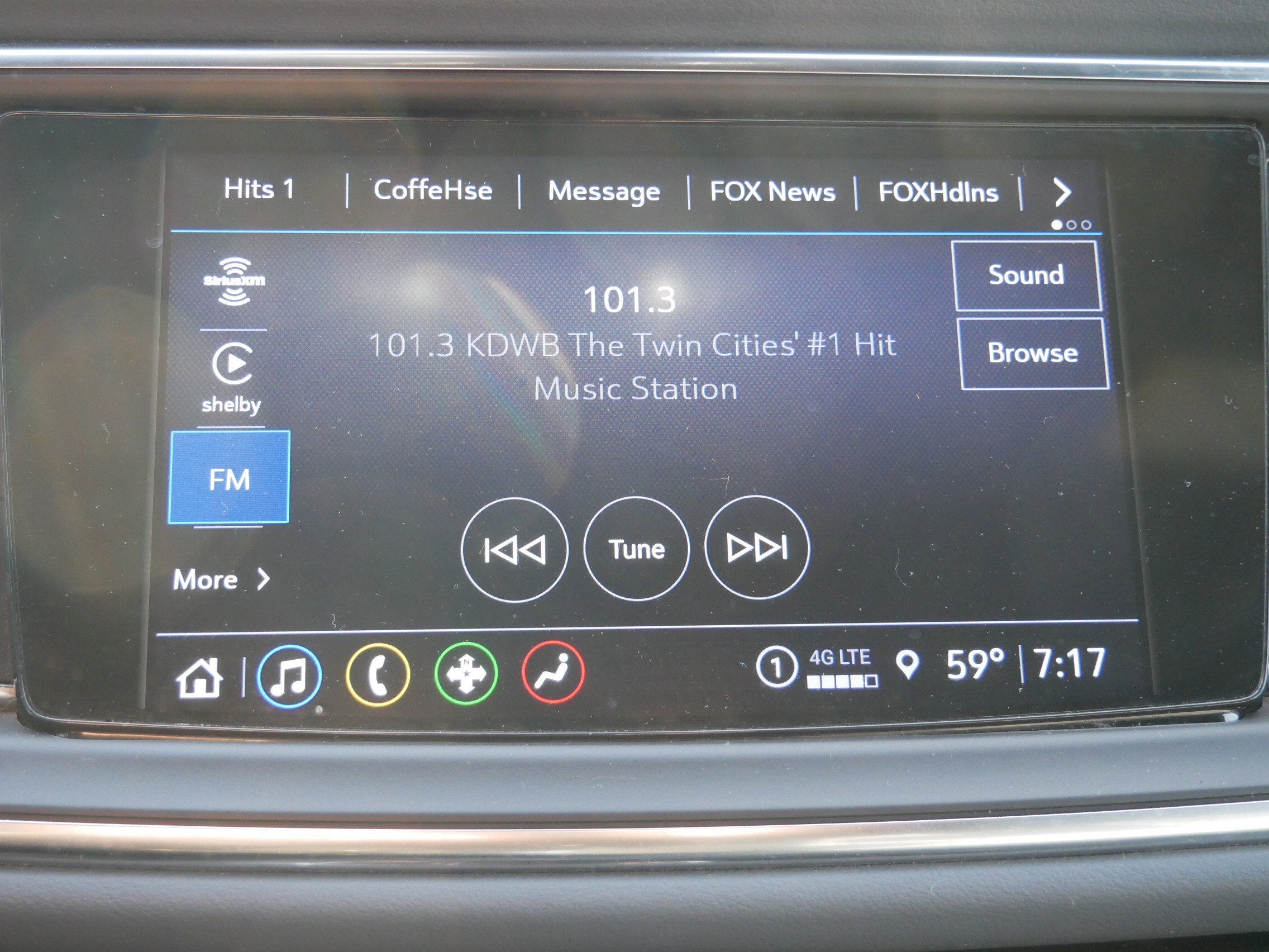 2024 Buick Enclave Essence