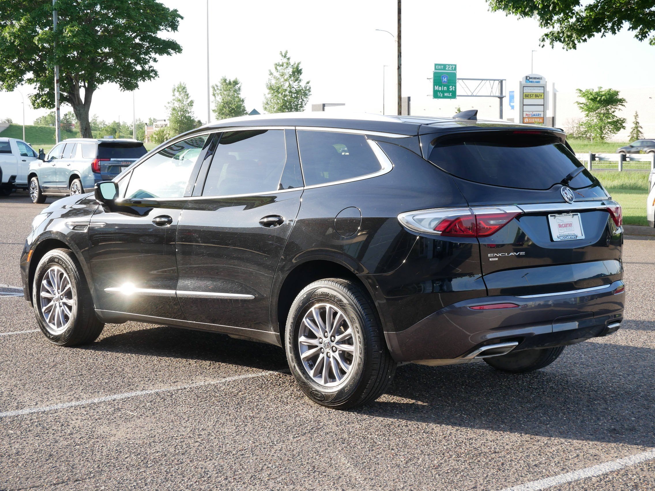 2024 Buick Enclave Essence