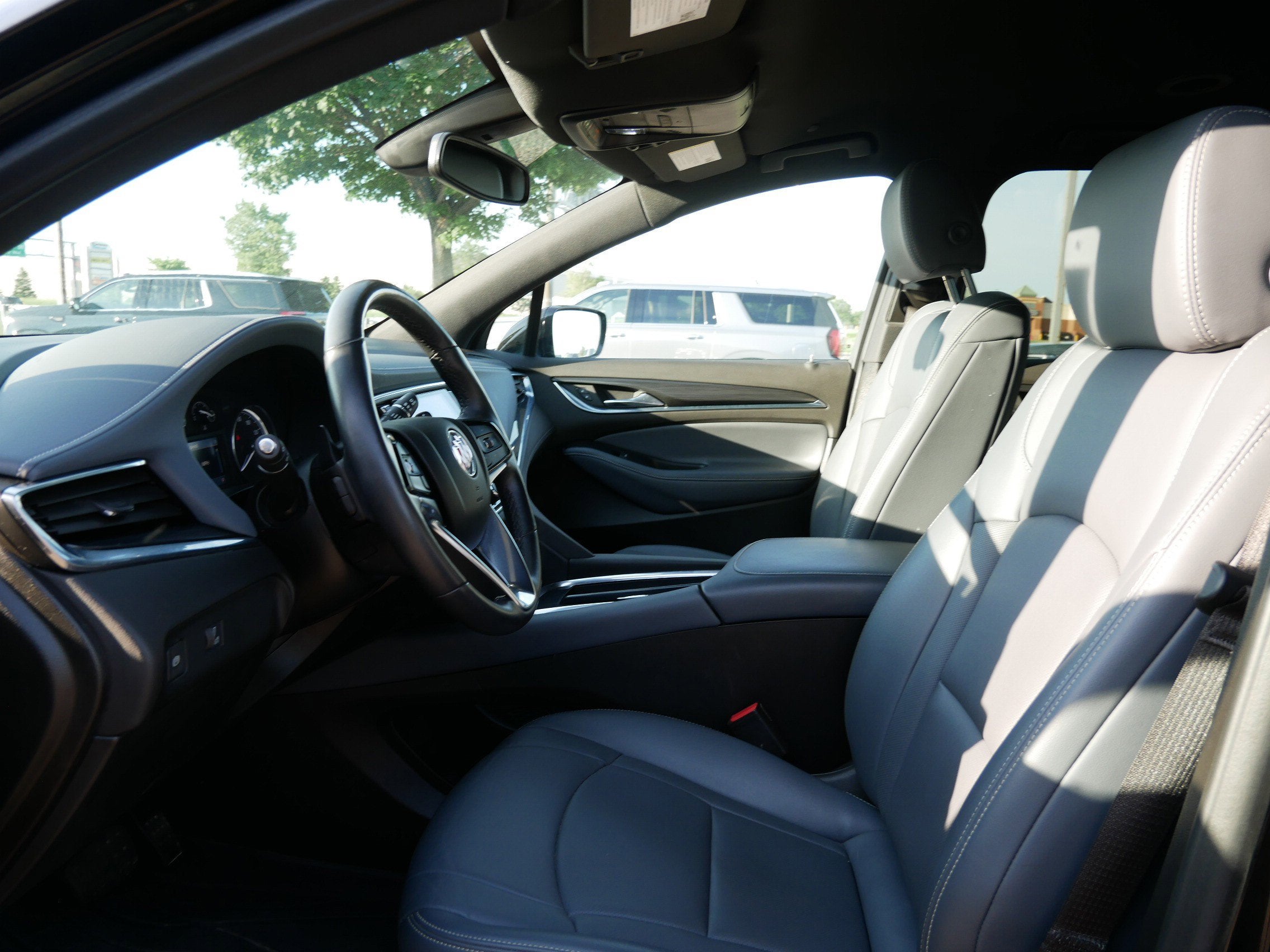 2024 Buick Enclave Essence