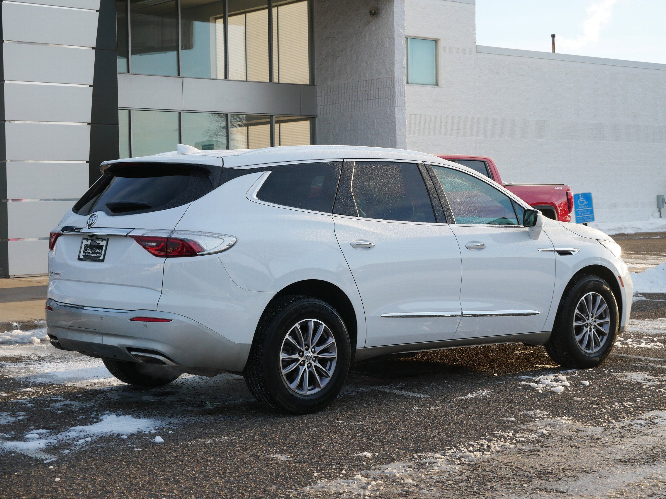2023 Buick Enclave Essence
