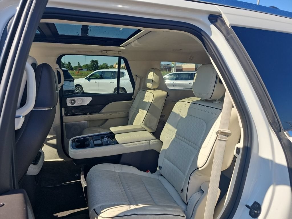 2020 Lincoln Navigator Black Label
