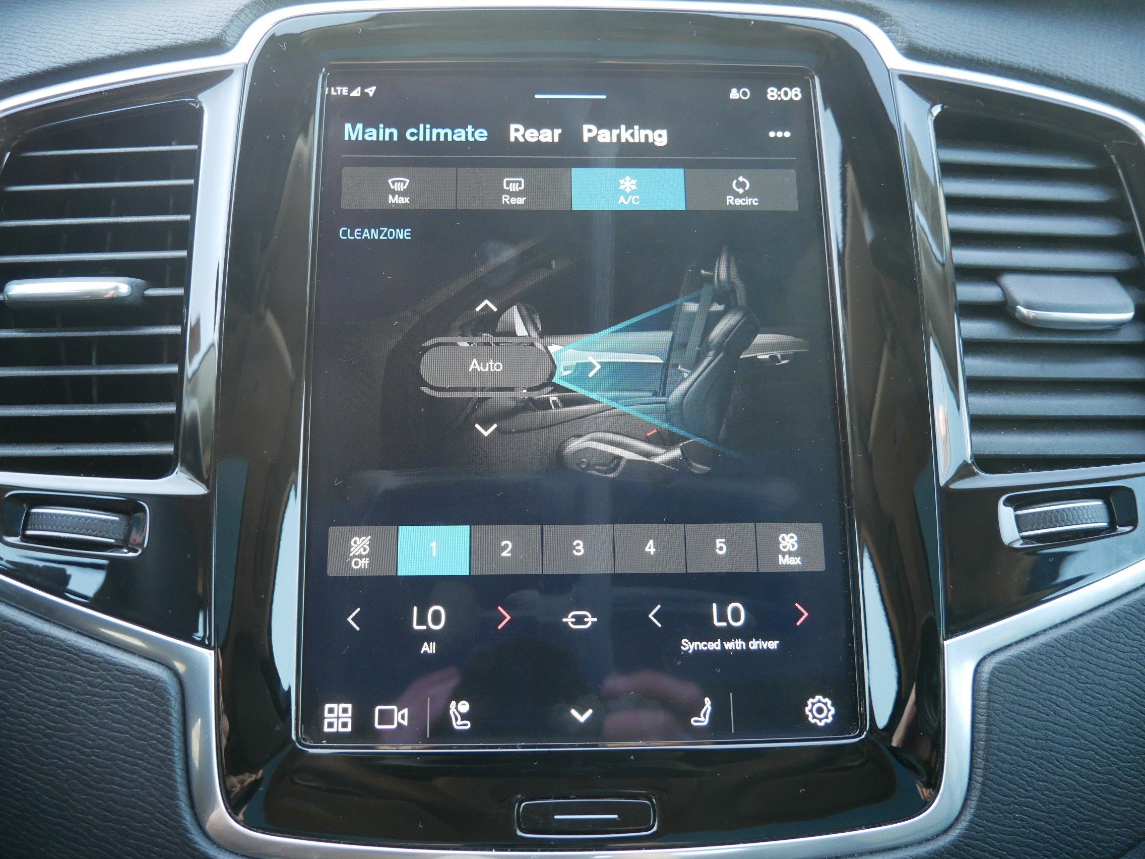 2023 Volvo XC90 Plus