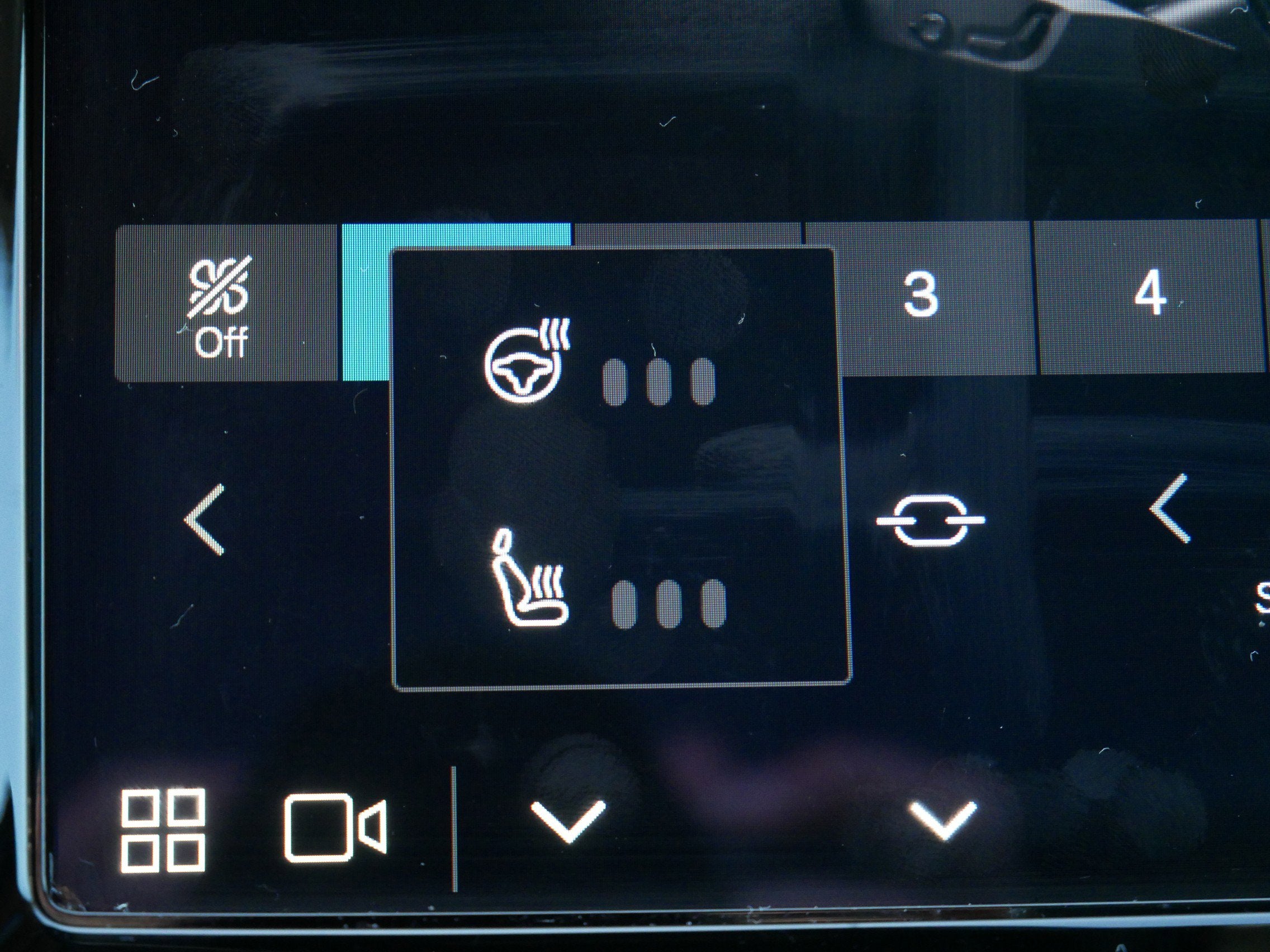 2023 Volvo XC90 Plus