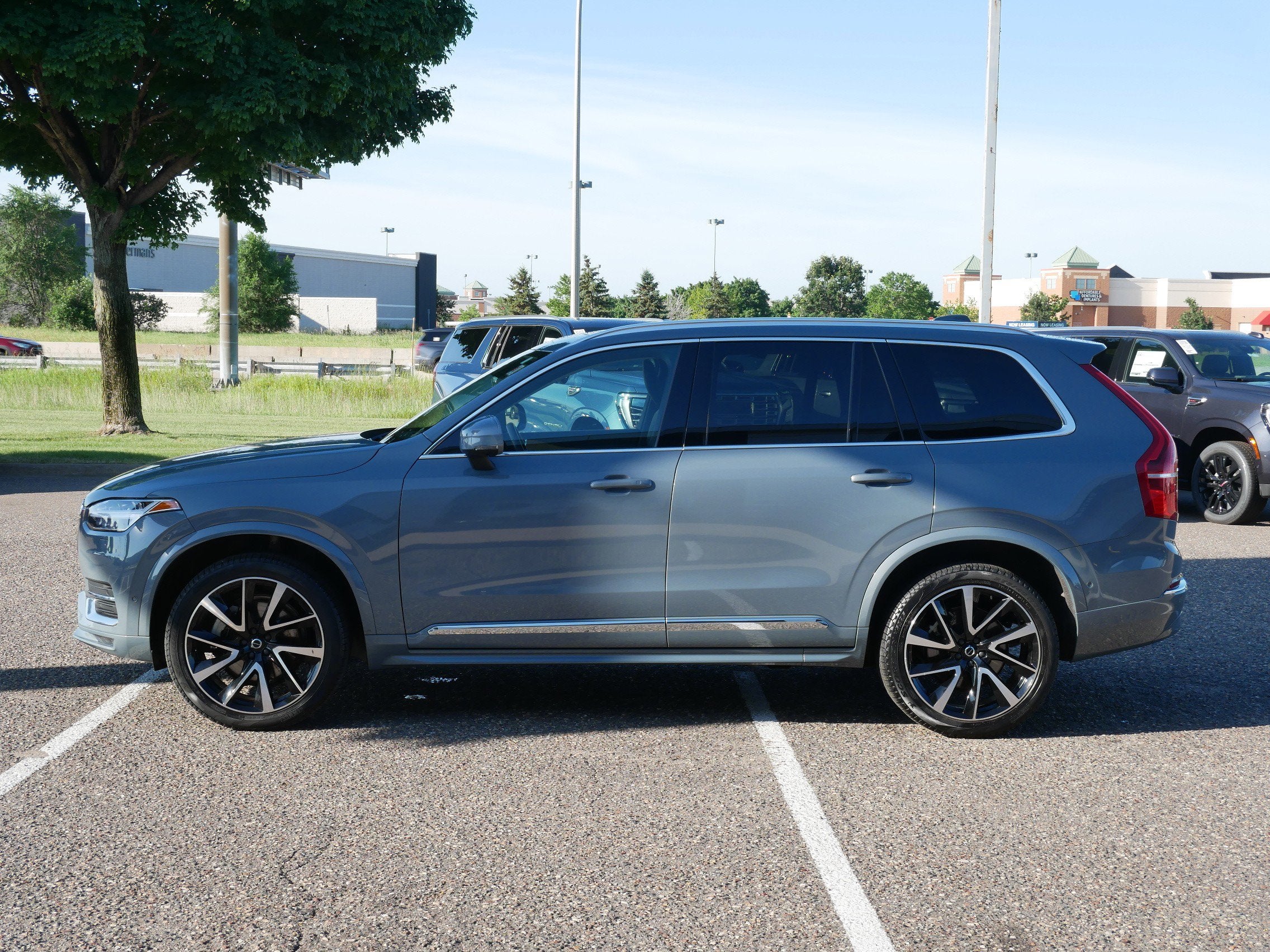 2023 Volvo XC90 Plus